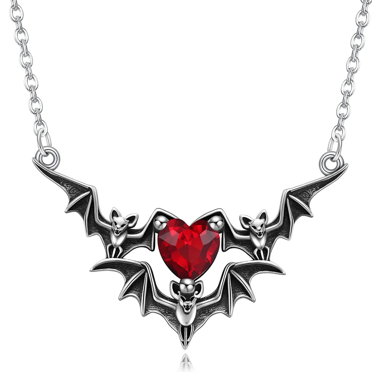 Punk gothic-style necklace with bat wing pendant and heart shape in resin – dark fantasy alloy chain, Halloween gift for women, casual fashion accessory